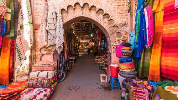 Marrakech: ¡Deslízate por la Ciudad Roja en un tour en EcoScooter!