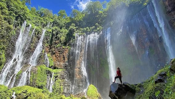 Saiwu Thousand-Layer Waterfall 1-day tour| Surabaya Pick-up and Drop-off | guide and Entrance admission ticket Included | Direct Local Tour Operator | Customizable Itinerary