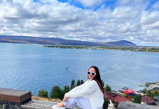 From Yerevan: Tsaghkadzor & Lake Sevan Guided Tour