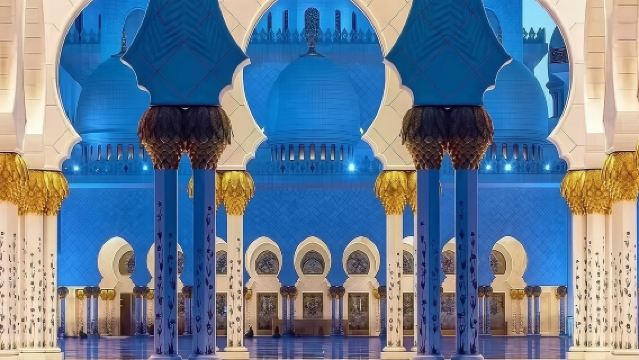 1 orang boleh tempah|Lawatan Sehari ke Istana Presiden, Muzium Louvre & Masjid Agung (Pakej Pelancongan Berpandu)