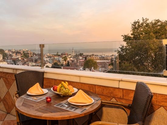 Grand Yavuz Hotel - Tap to explore photos