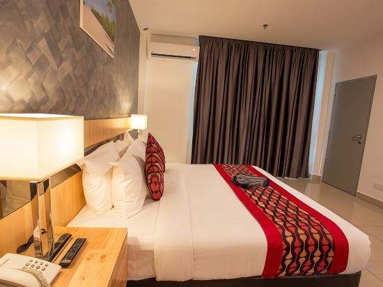 Adya Hotel Cenang - Tap to explore photos