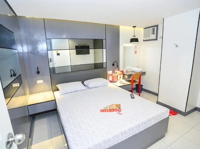 Hotel Sogo Aurora Cubao