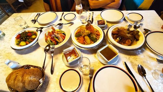 Casablanca City Night Tour and Traditional Moroccan Dinner