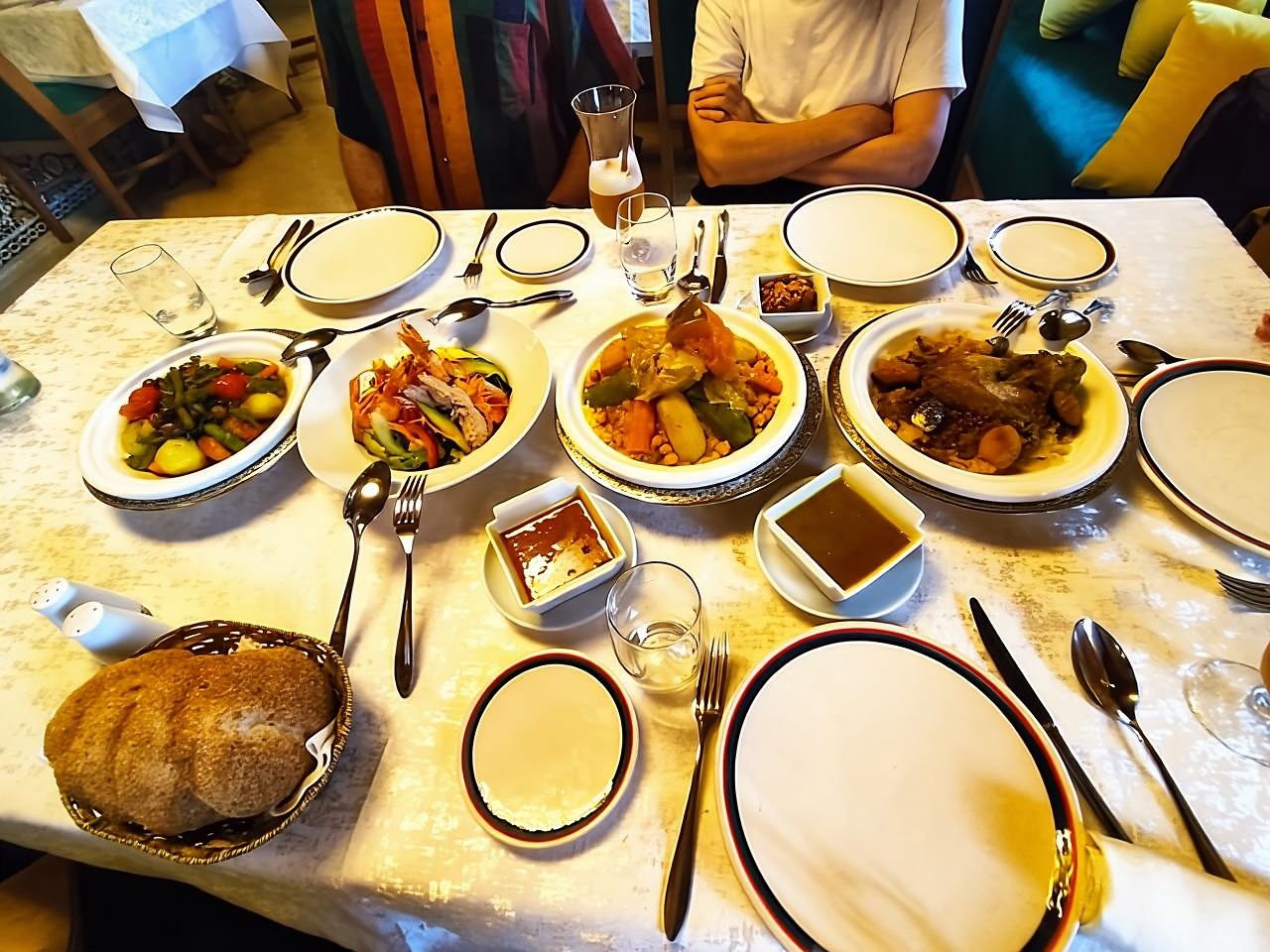 Casablanca City Night Tour and Traditional Moroccan Dinner