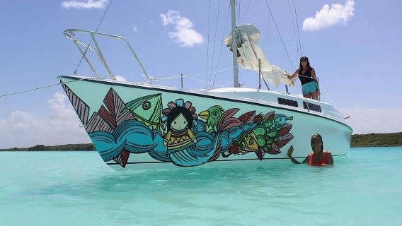 Segeltour durch die Laguna de los Siete Colores