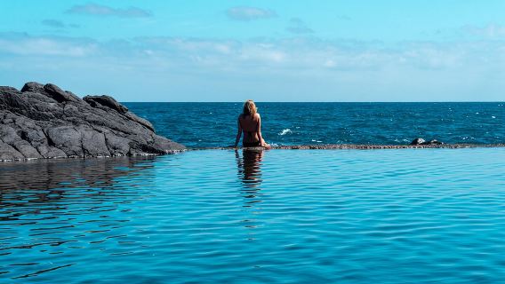 Porto Moniz, Seixal, Rừng Fanal, Cabo Girão Skywalk, Tour xe Jeep