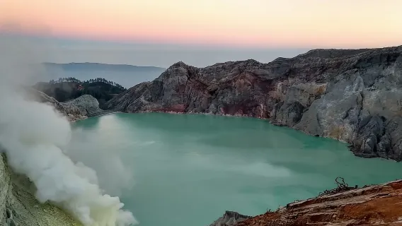 Ijen Crater Tour
