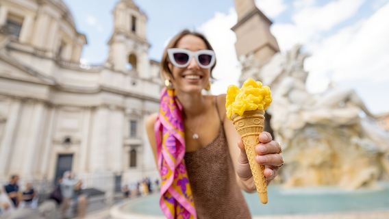 Gelato and Fettuccine Pasta Cooking Class in Rome Piazza Navona