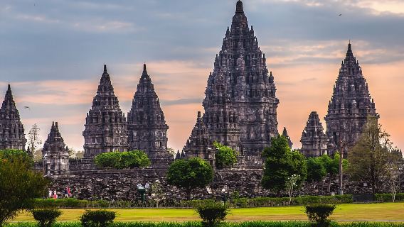 Yogyakarta: Borobudur (salita), Prambanan e altre visite su richiesta