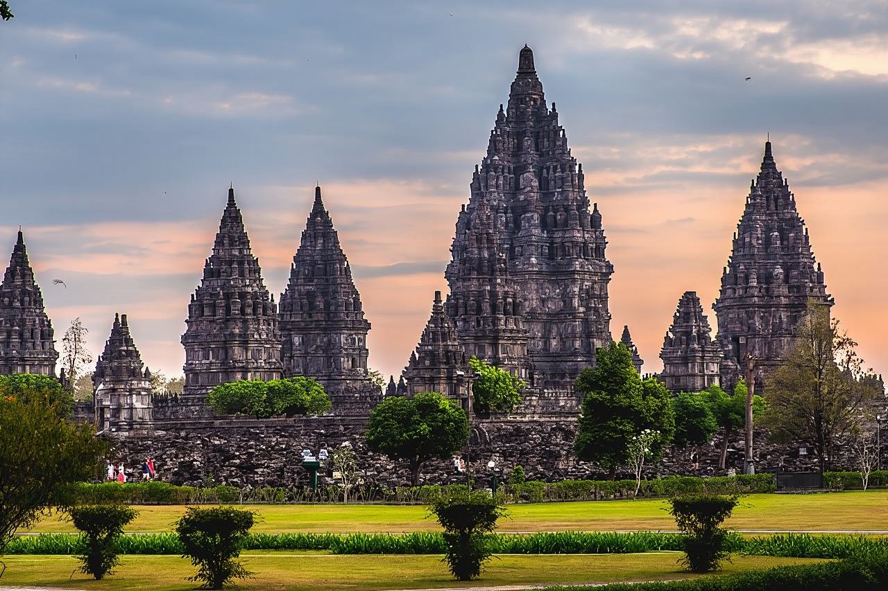 Yogyakarta: Borobudur (salita), Prambanan e altre visite su richiesta