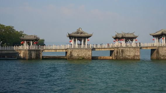 潮州一日遊【韓文公祠+開元寺+廣濟橋&古城牆+龍湖古寨】