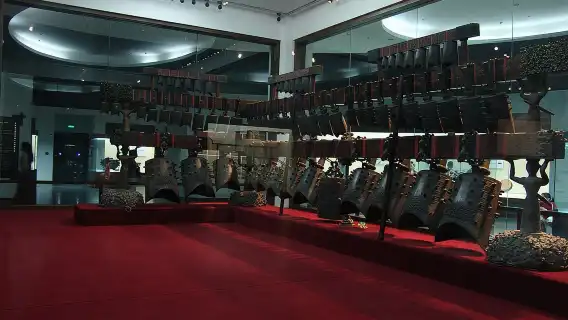 Private Wuhan Day Tour to Yellow Crane Tower, Guiyuan Temple and Hubei Provincial Museum