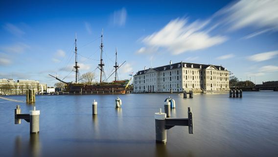 Комбинированный билет на круиз по каналам Амстердама и посещение Морского музея