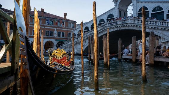 Venezia: tour gastronomico "Mangia come un abitante del posto" con vino e spritz