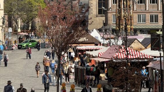 德國紐倫堡城堡+主集市廣場+聖洛倫茨教堂+白塔+肉橋一日遊