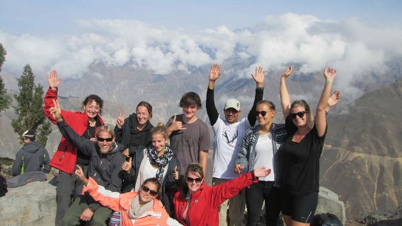 Chuyến tham quan trọn ngày Hẻm núi Colca + Dịch vụ đưa đón đến Puno với bữa ăn