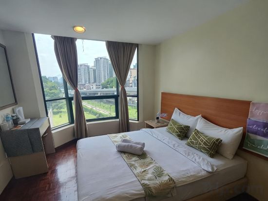 SCC Hotel Room Type - Superior Queen
