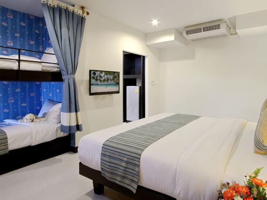 Kata Sea Breeze Resort - Tap to explore photos