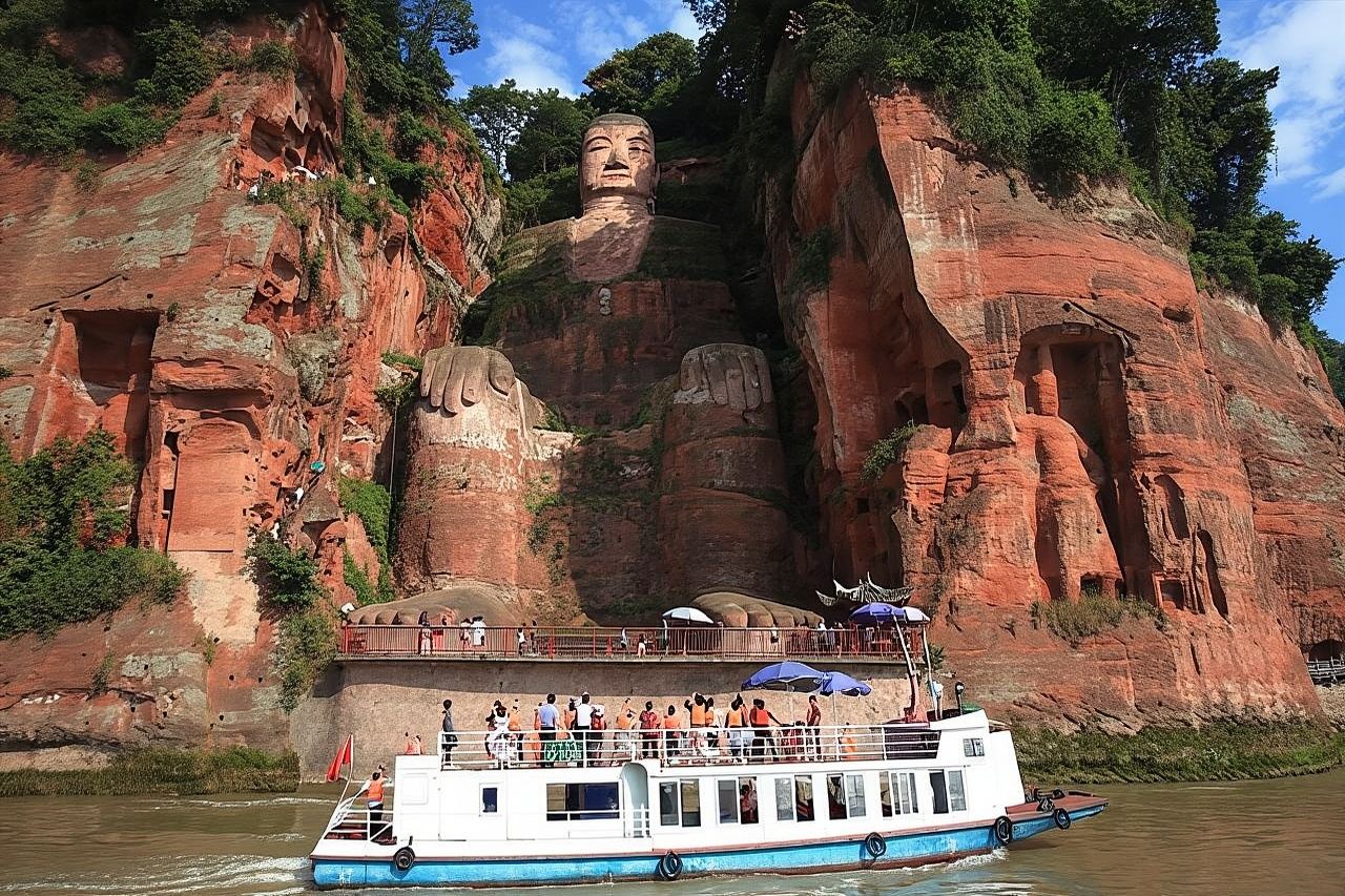 Tour di un giorno al Buddha gigante di Leshan