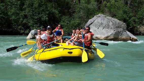 Family Rafting Trip at Köprülü Canyon Incl. Lunch from Belek