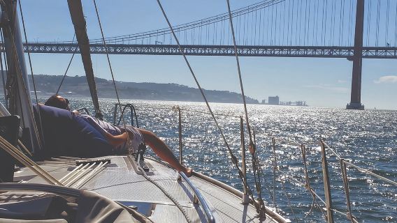 Lisbon Private Sailing Cruise, drink included (options: 2h, 3h, 4h, 6h or 8h)