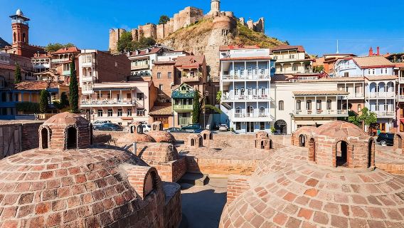 トビリシ旧市街ツアー:ワインテイスティング付きプライベートウォーキングツアー