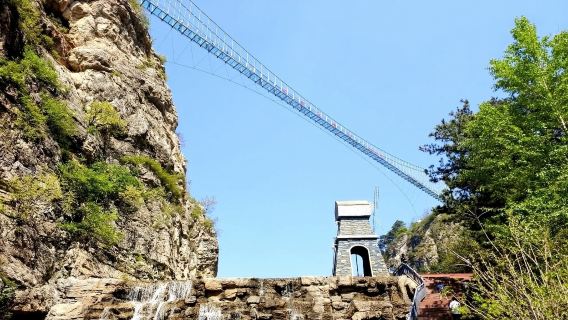 遼寧+龍潭大峽谷+探秘冰河紀裂痕+一日遊