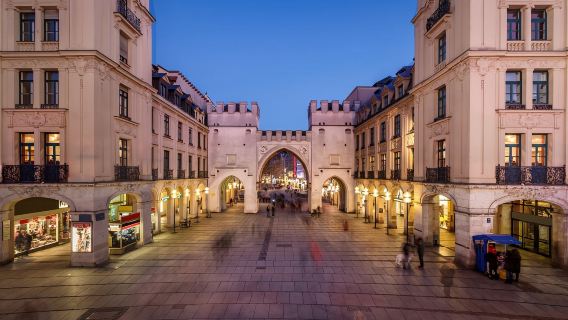 慕尼黑+卡爾門+聖彼得教堂+瑪利亞廣場+黑王宮-普通話地陪