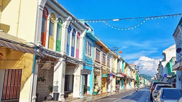 Travstore Original Phuket Discovery Tour - Shared Half Day City Tour