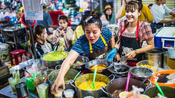 Recorrido gastronómico callejero a pie por Ho Chi Minh (más de 12 degustaciones)