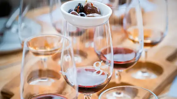 Mornington Peninsula Small Group Hot Springs, Lunch & Winery Tour