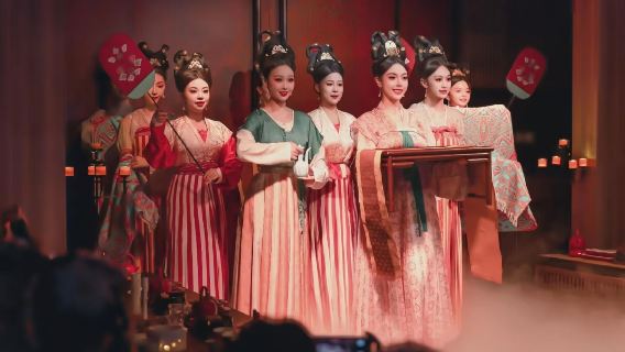 Beijing Royal Banquet · Ancient Chinese Immersive Imperial Feast (Luxury royal experience + Traditional Chinese ethnic dance performance + Royal banquet + Immersive time-travel experience)