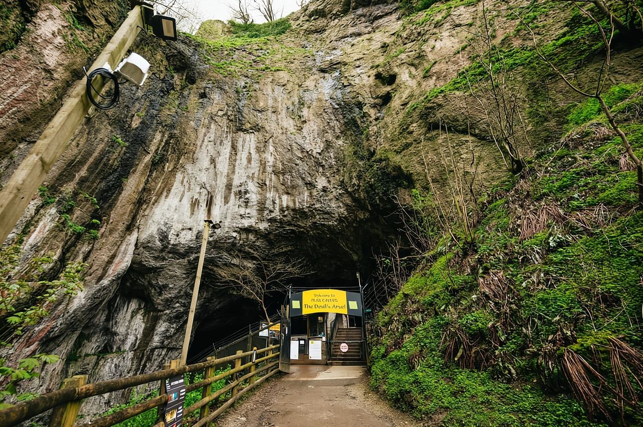 Desde Manchester: excursión de un día a Derbyshire y Peak District