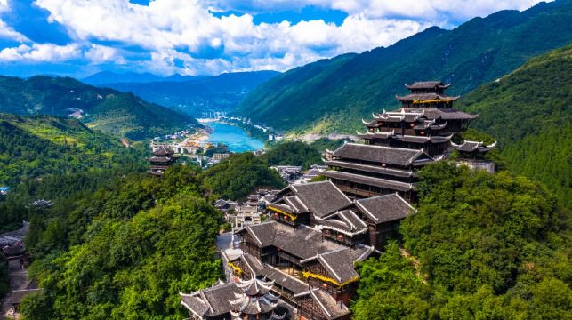 【重庆出发】蚩尤九黎城 乌江画廊 龚滩古镇 一日游