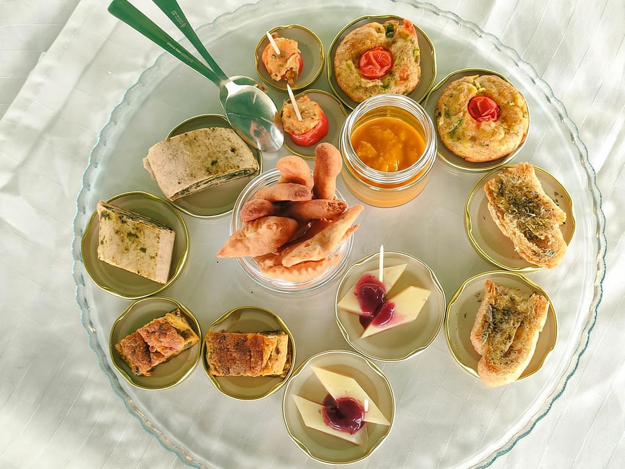 Lazise: Beekeeping Farm Tour and Tasting Experience