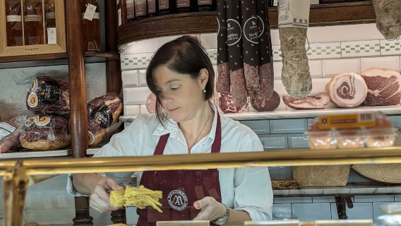 Modena Food Tour: Sightseeing & Taste