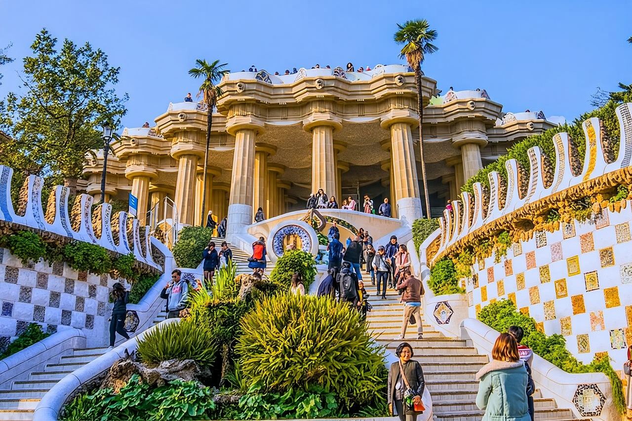 Visita guidata al Parco Güell con biglietto salta fila