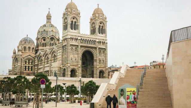 Selatan Perancis Marseille|lawatan sehari ke Pelabuhan Lama + Muzium Tamadun Eropah dan Mediterranean + Kuil