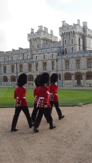 From London: Windsor Castle, Bath, and Stonehenge Day Trip