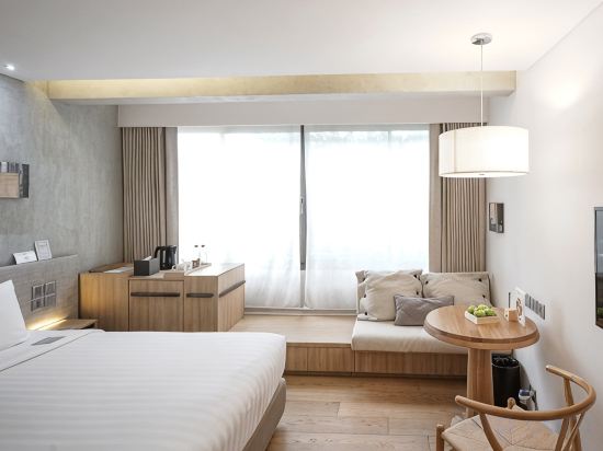 Ad Lib, Bangkok Room Type - Superior King Bed Room