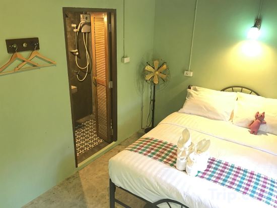 Talardkao Balcony Krabi - Hostel Room Type - KHUN POR Private Room