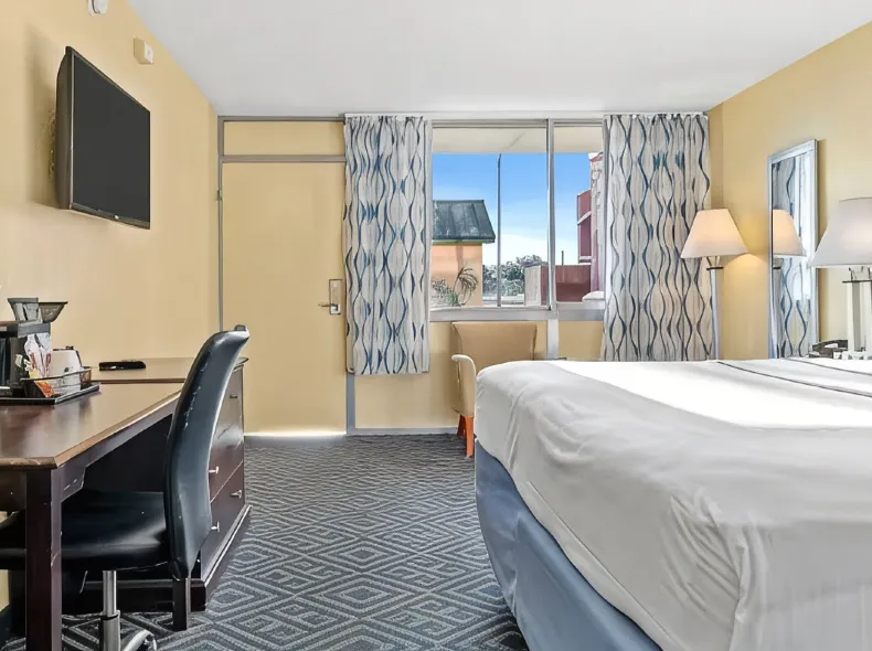Baymont by Wyndham Orlando North Millenia