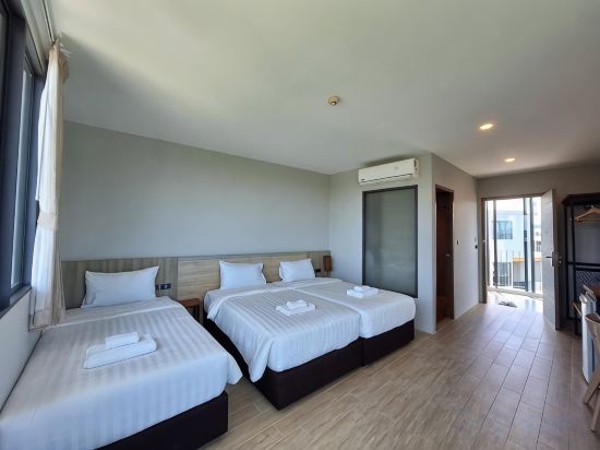 Atom Phuket Hotel Room Type - Triple Room with View