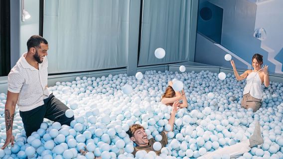 IKONO: a Unique Sensory and Photographic Experience