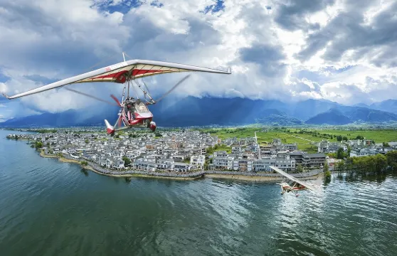 雲南大理洱海動力三角翼/旋翼機飛行駕駛體驗【飛行送免費視頻/可選燒烤下午茶茶餅製作等其他活動】