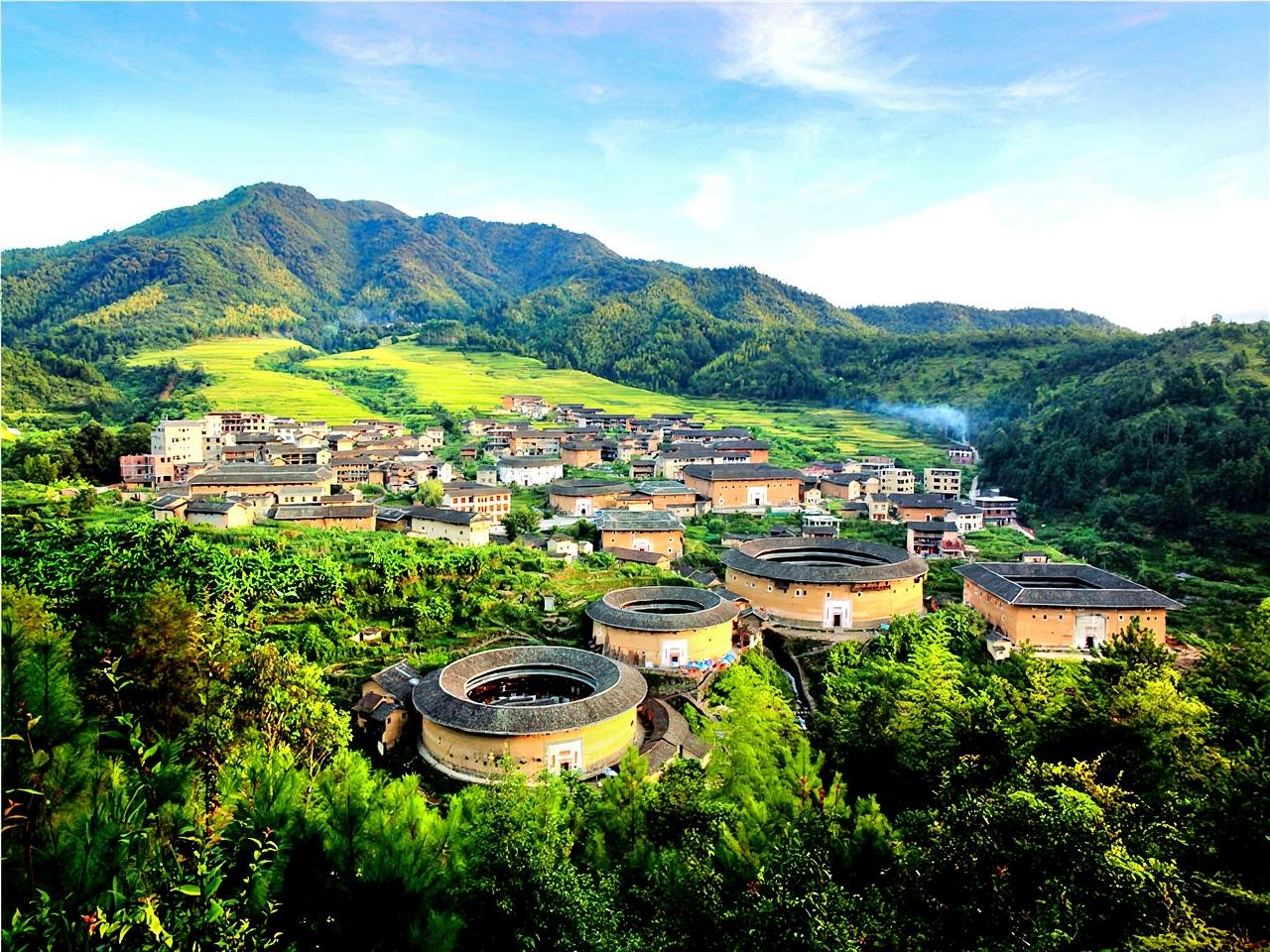 南靖田螺坑土樓群+初溪土樓群一日遊