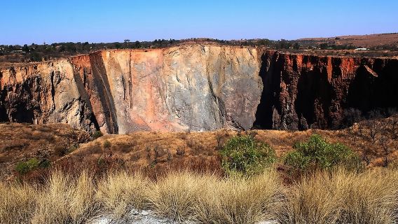 Pretoria City Tour and Cullinan Mine Tour from Johannesburg