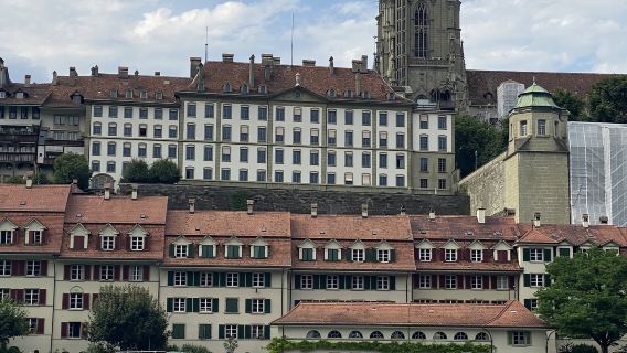 瑞士蘇黎世-伯恩老城區+伯恩熊公園【普通話專車-舒適純淨】