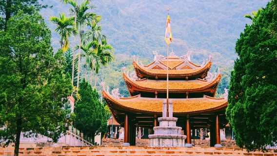 Discover Yen Stream: Perfume Pagoda Day Tour from Hanoi